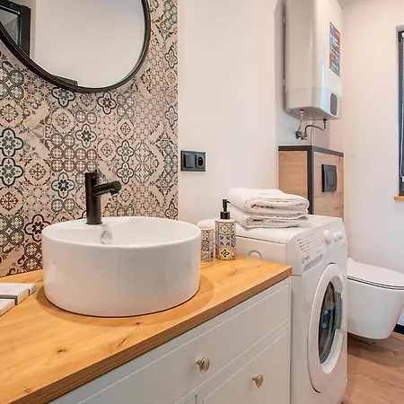 2 Bedroom Beautiful In * Wytowno