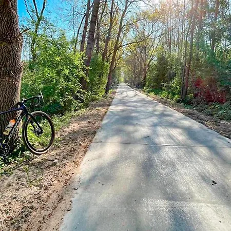 2 Bedroom Beautiful In Wytowno