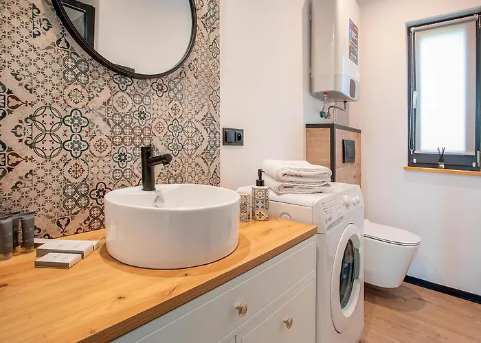 2 Bedroom Beautiful In * Wytowno